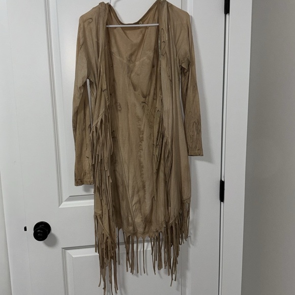 Gimmicks by BKE long cover-up sweater. Size medium. - Picture 1 of 7